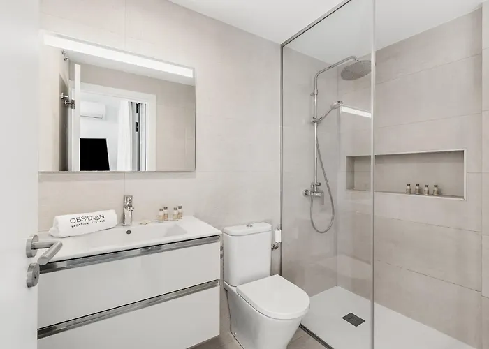 Obsidian Atico Mencey * 산타크루스데 테네리페